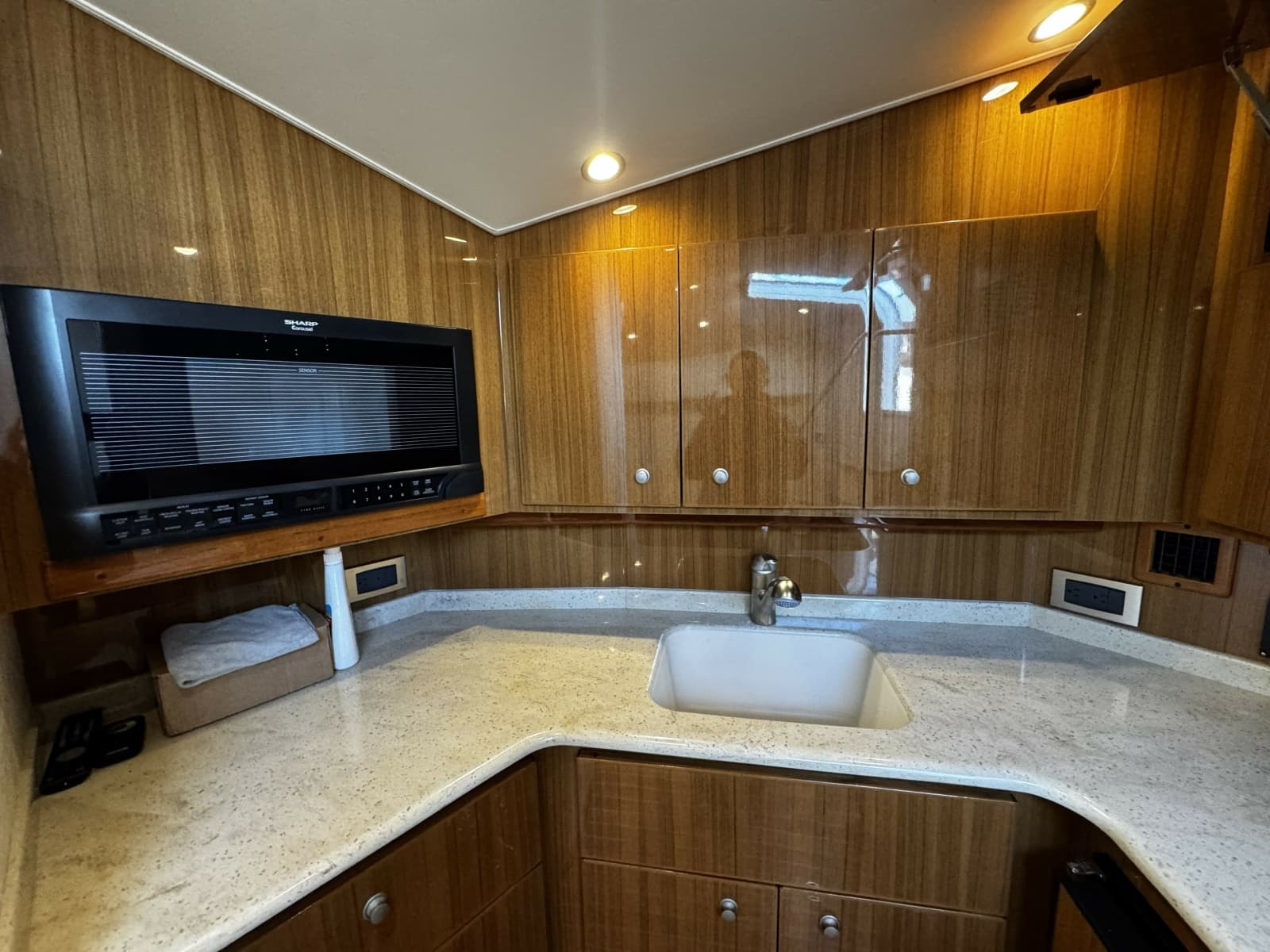 2014 Viking Boats 42 Open - Photo 29