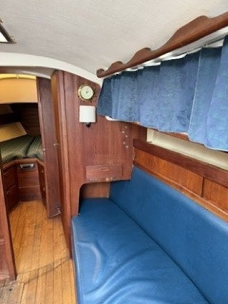 1981 Sabre 28 Series 2 - Photo 11