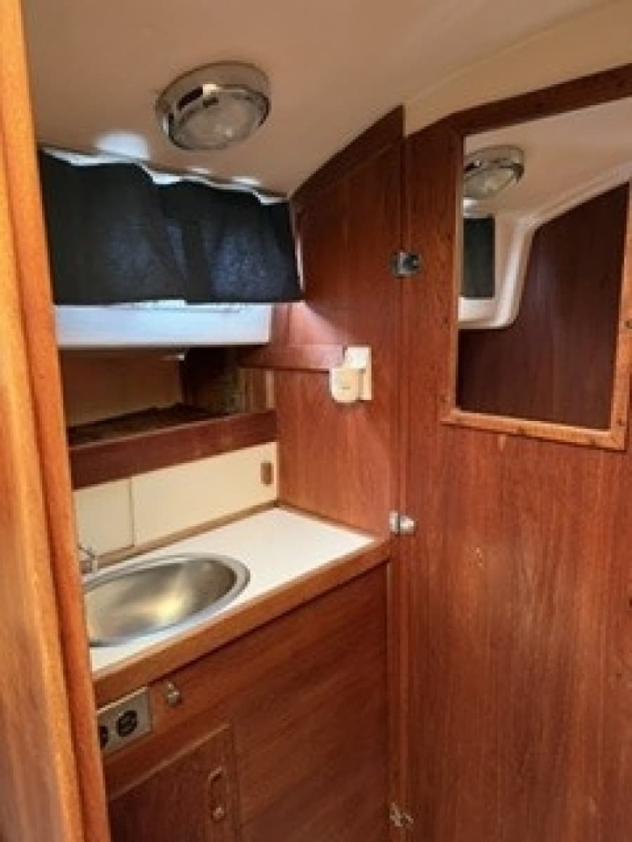 1981 Sabre 28 Series 2 - Photo 14