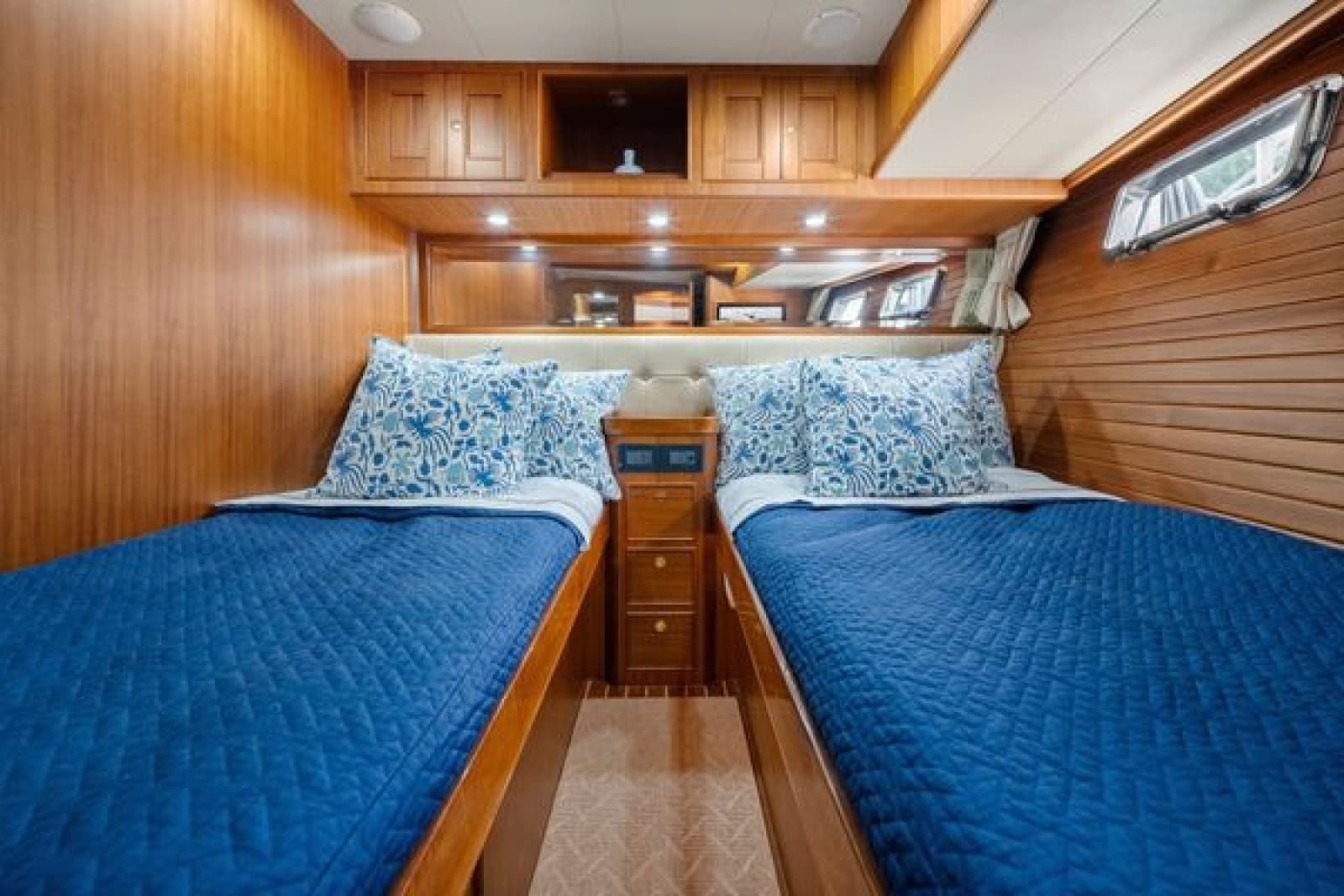 2011 Marlow 70E - Photo 42