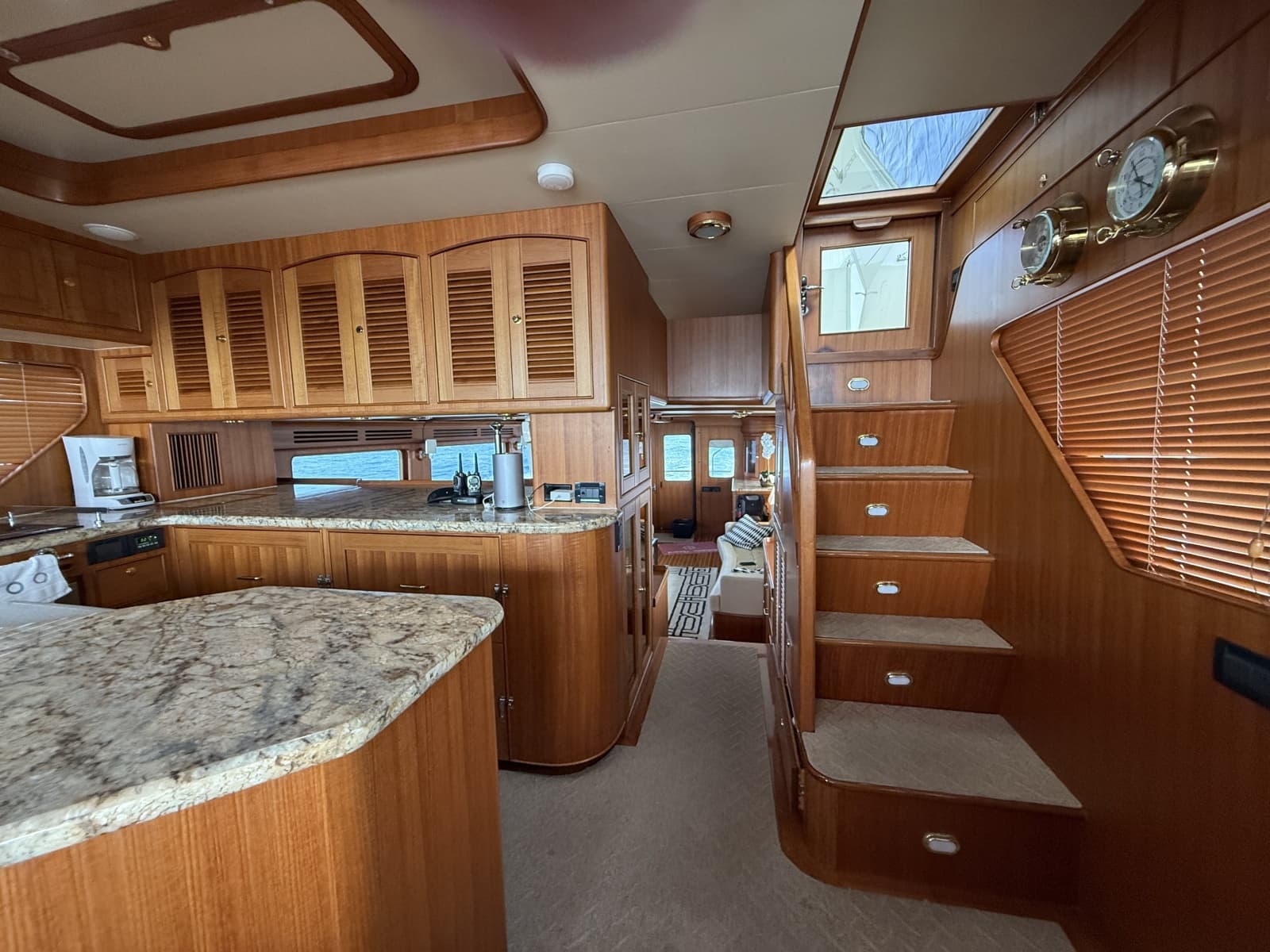 2011 Marlow 70E - Photo 3