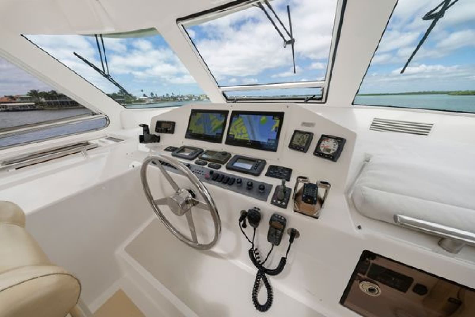 2011 Marlow 70E - Photo 17
