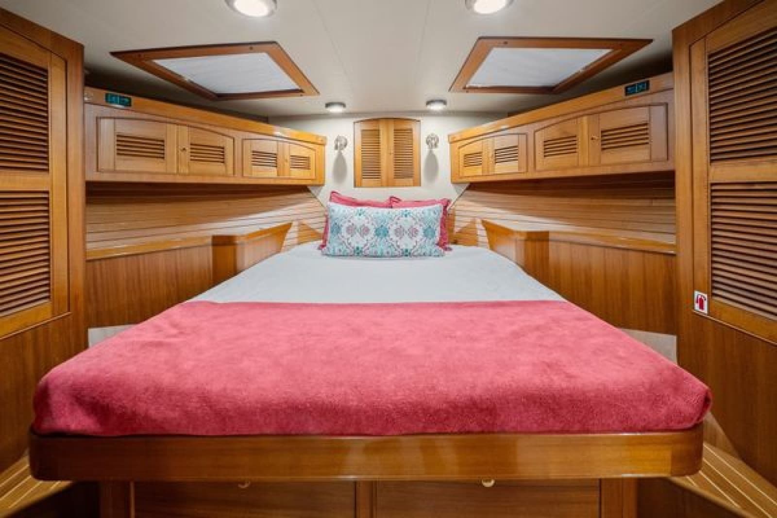 2011 Marlow 70E - Photo 39