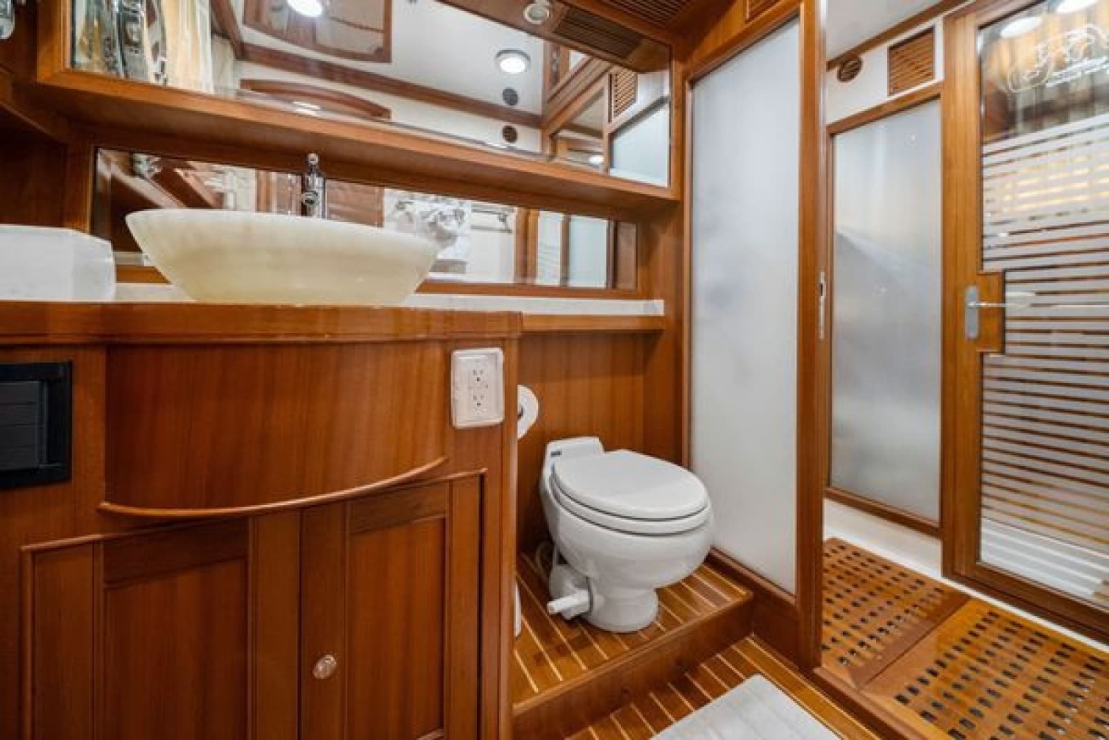 2011 Marlow 70E - Photo 37