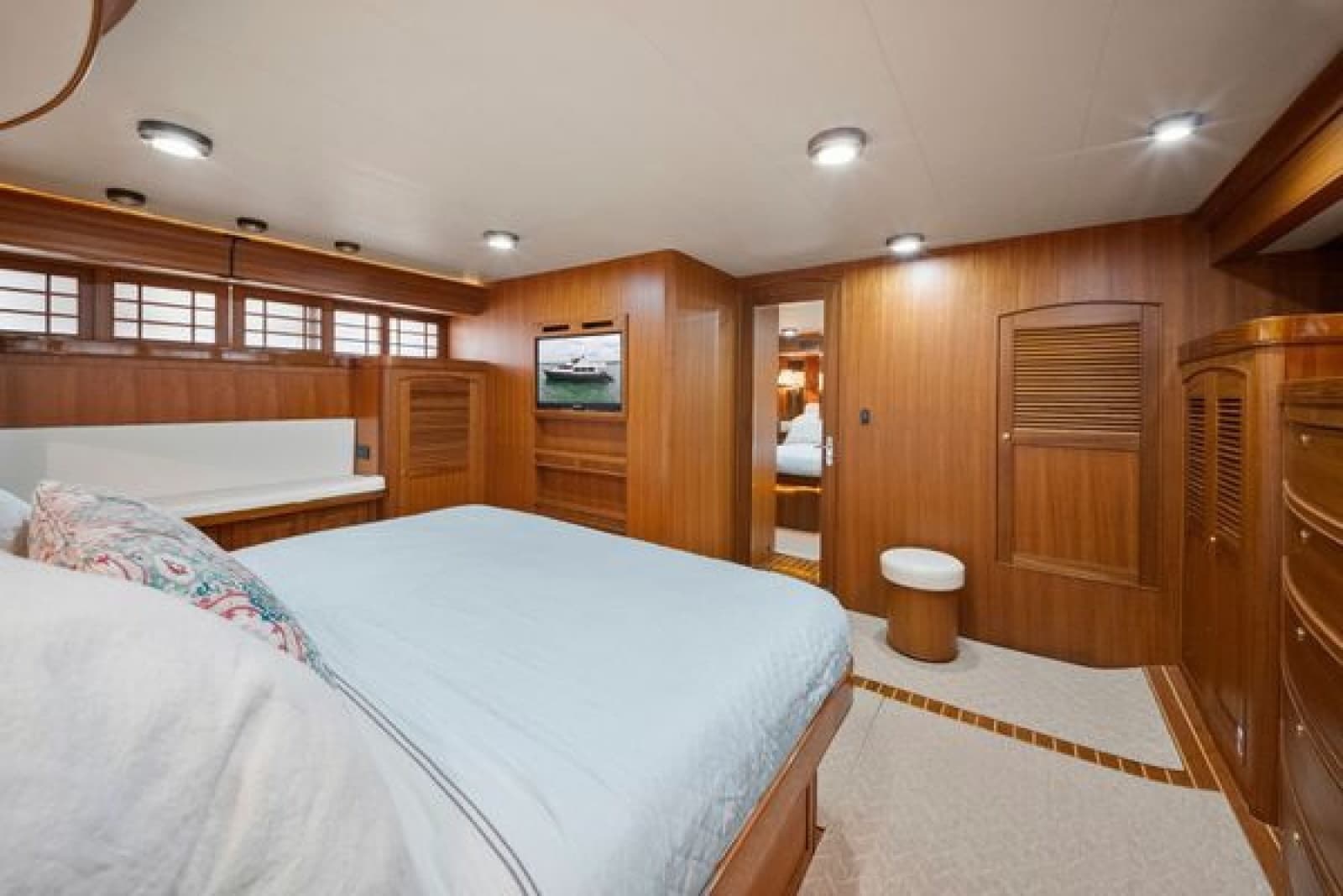 2011 Marlow 70E - Photo 33