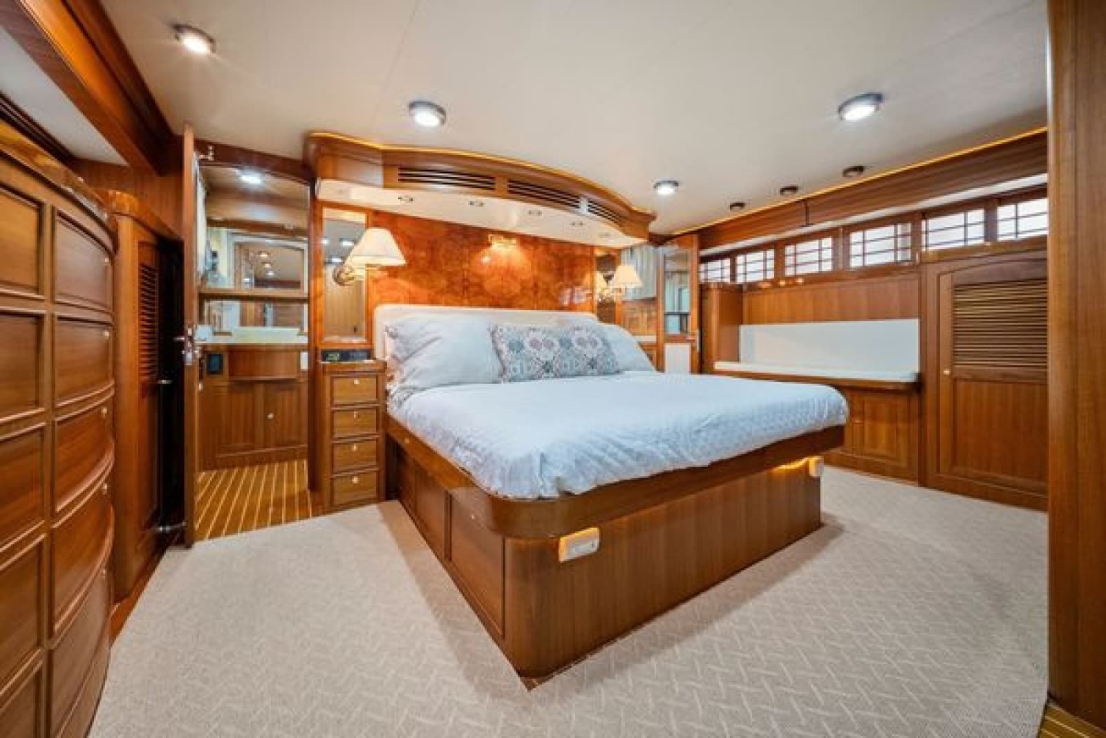 2011 Marlow 70E - Photo 32