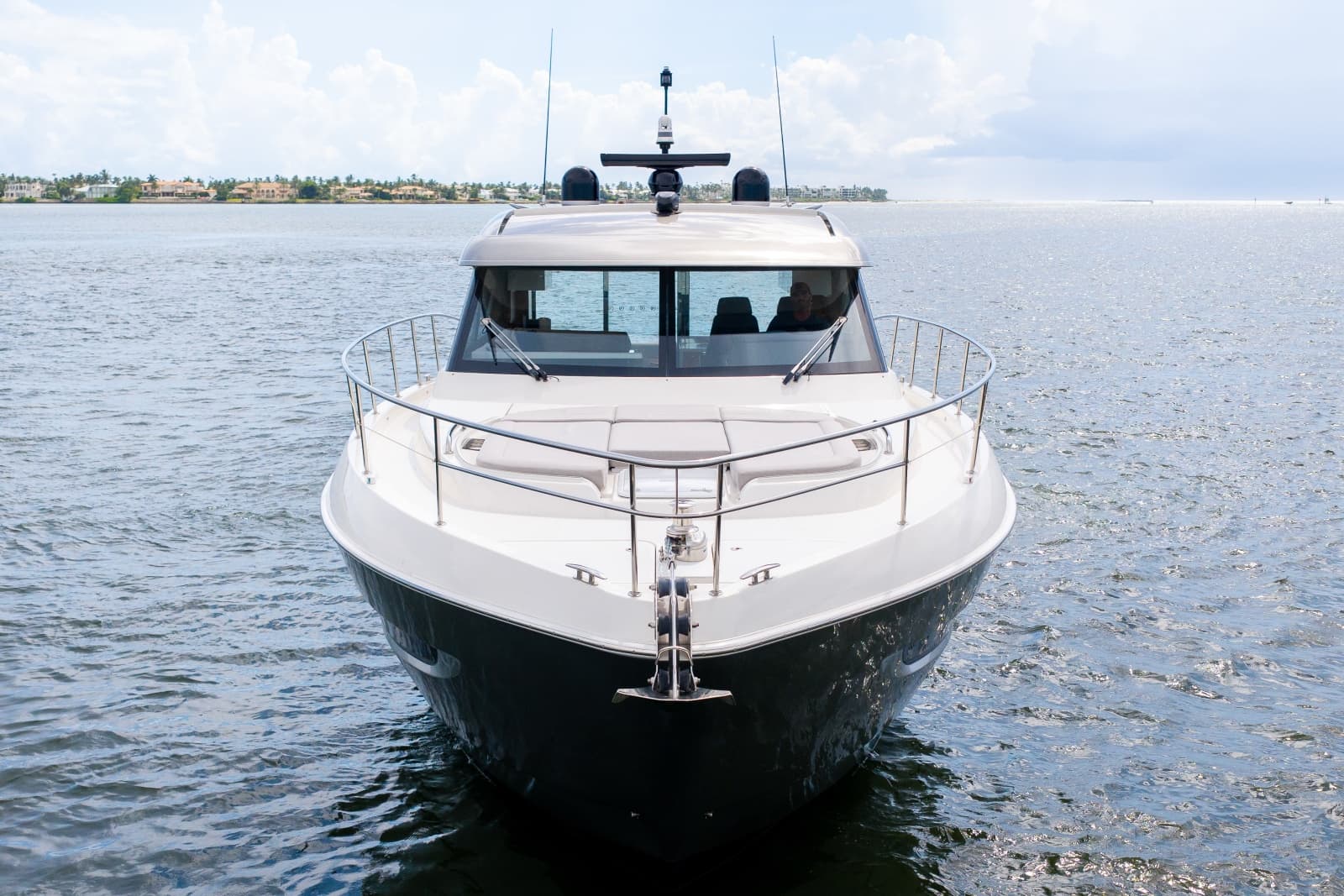 2023 Riviera 4600 Sport Yacht - Photo 7