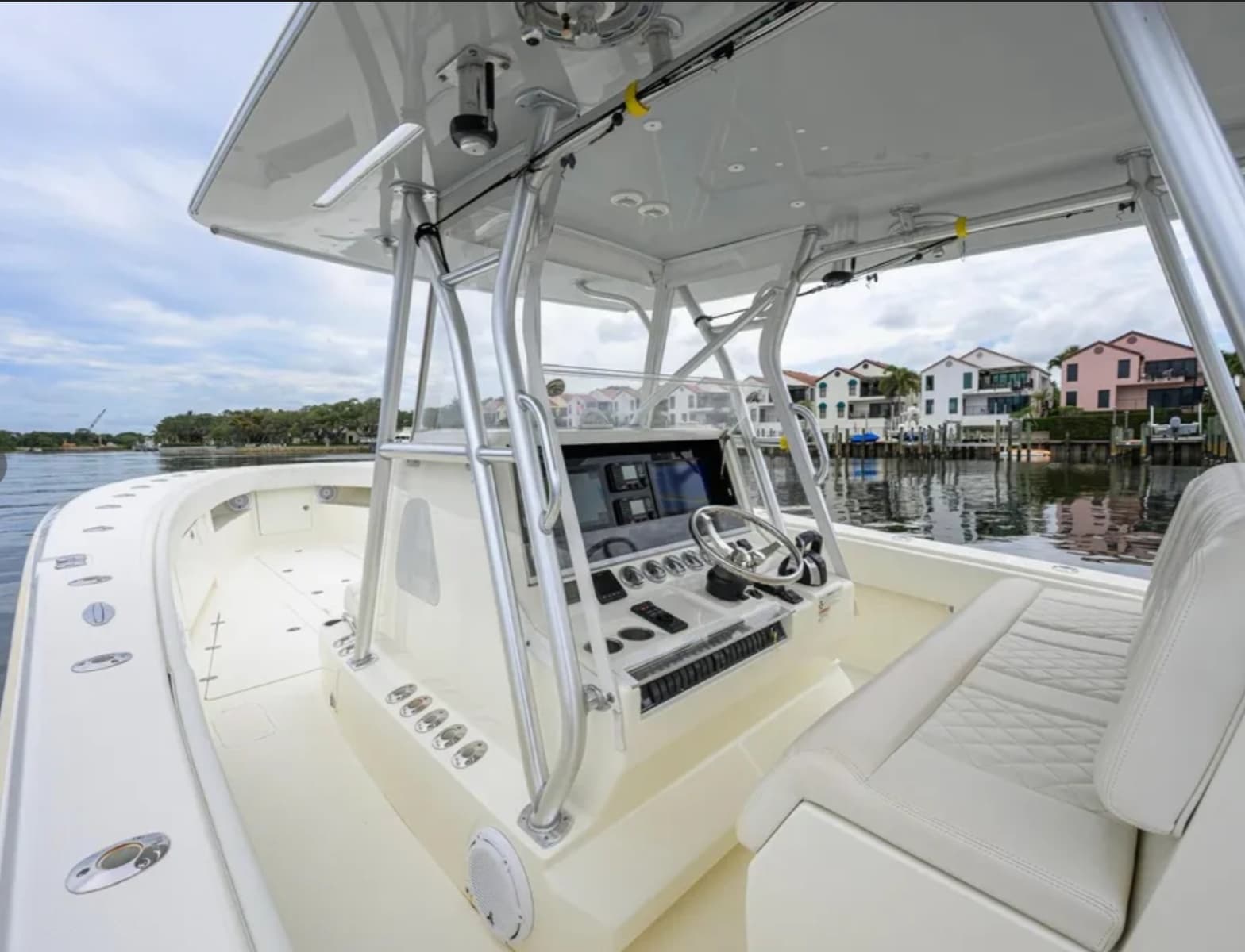 2016 SeaVee 390Z - Photo 20