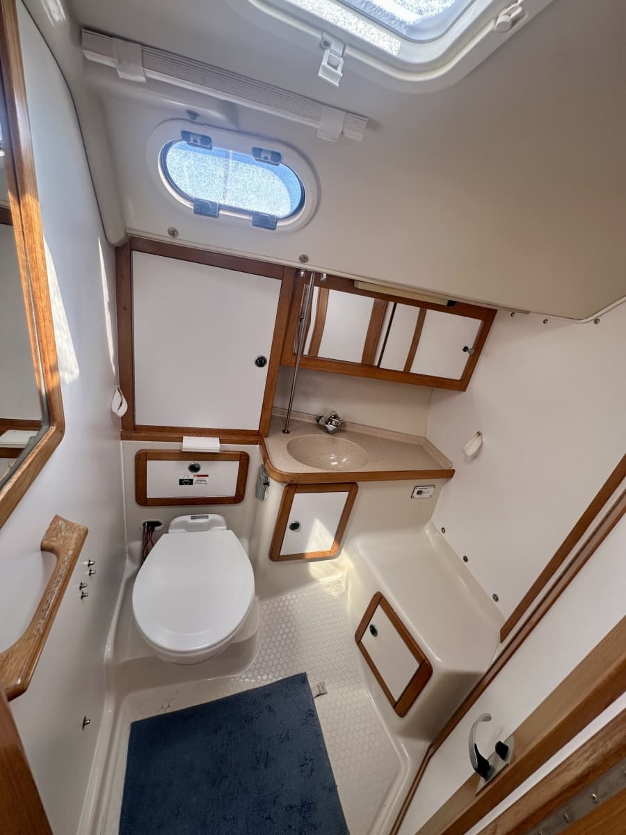 2003 Catalina 36 mkII - Photo 13