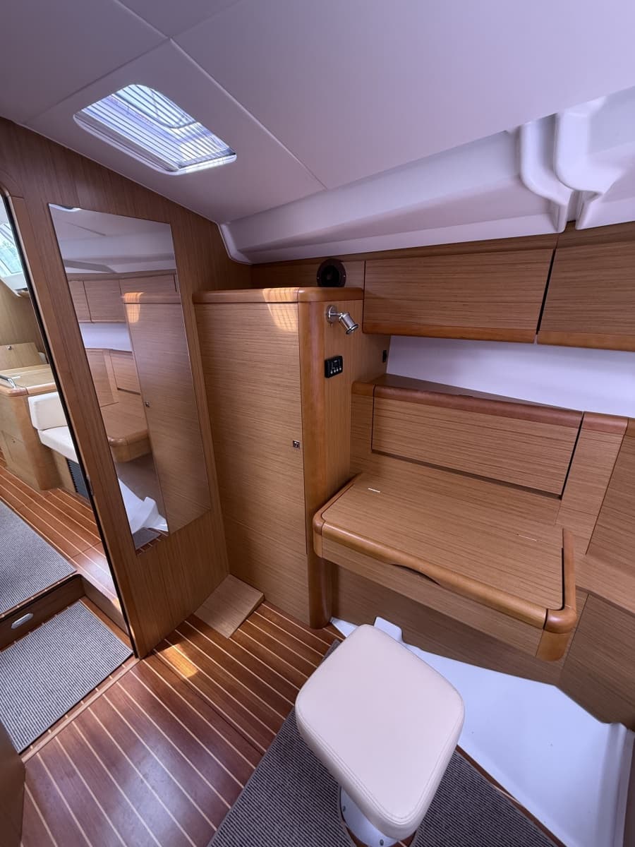 2010 Jeanneau 50 DS - Photo 17