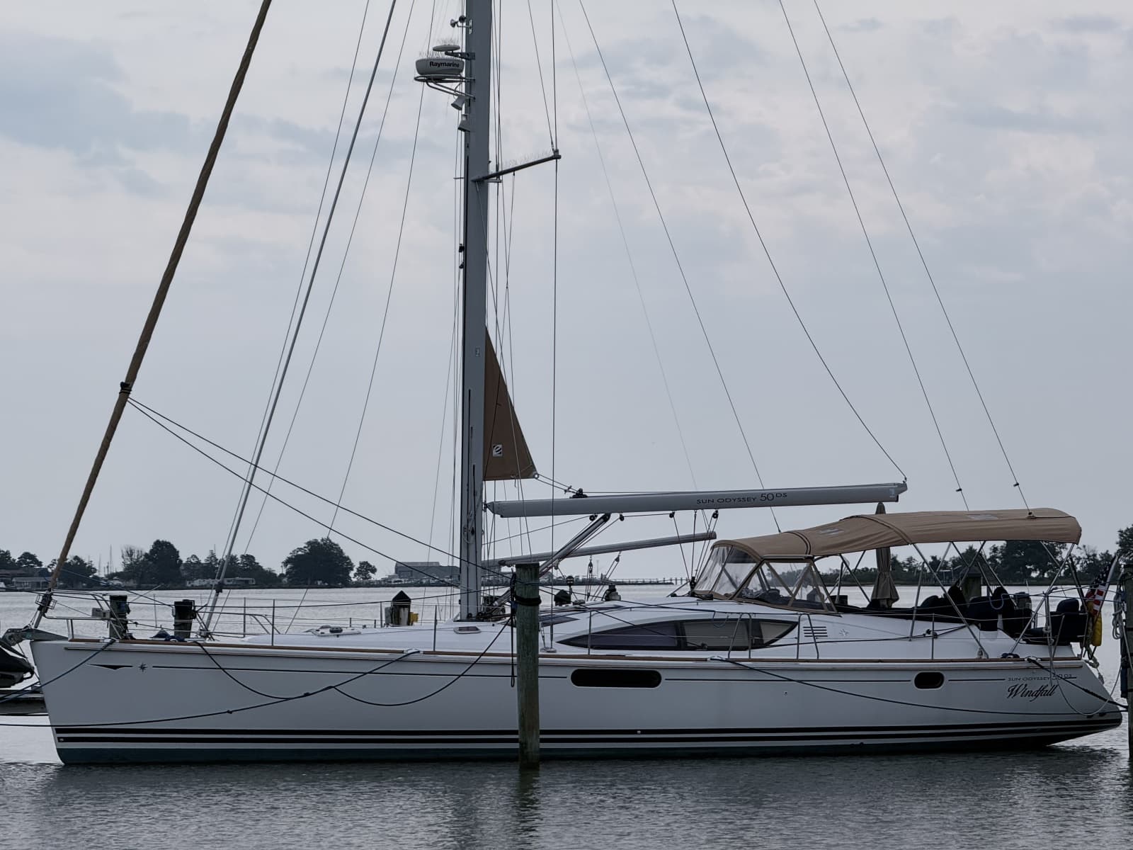 2010 Jeanneau 50 DS - Photo 1