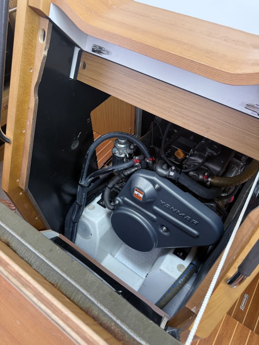 2010 Jeanneau 50 DS - Photo 9
