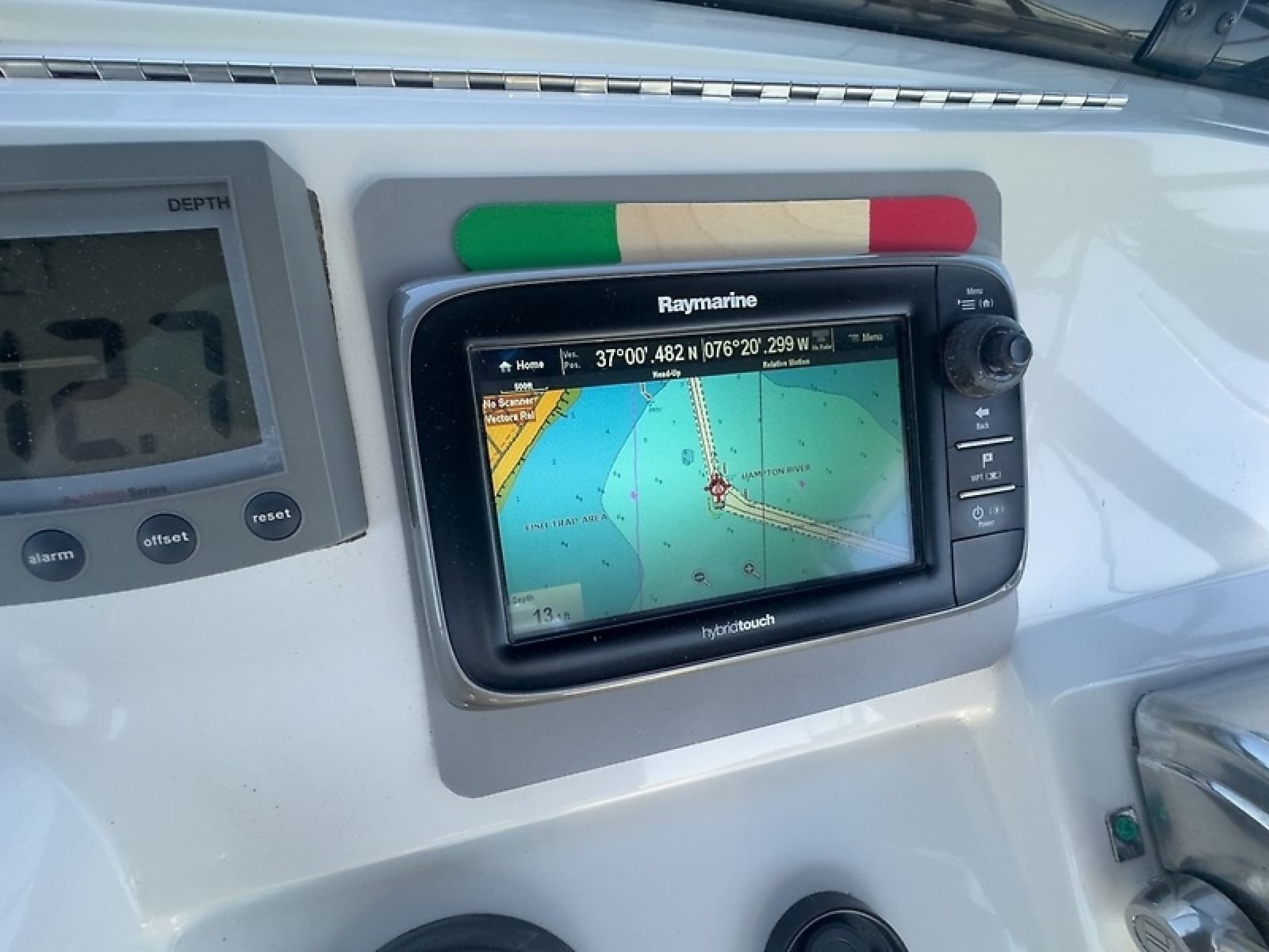2000 Mainship 390 Trawler - Photo 14
