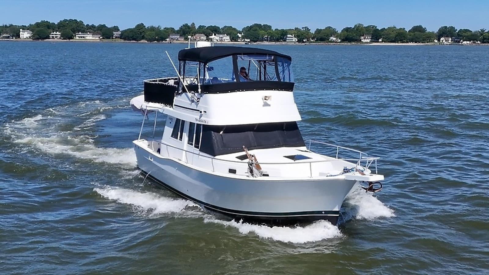 2000 Mainship 390 Trawler - Photo 2