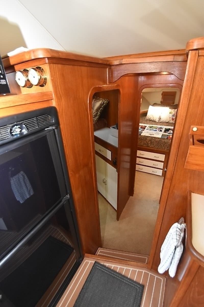 1989 Pacemaker 36 Flybridge - Photo 37