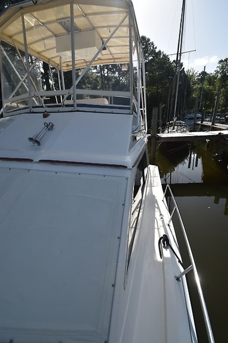 1989 Pacemaker 36 Flybridge - Photo 19