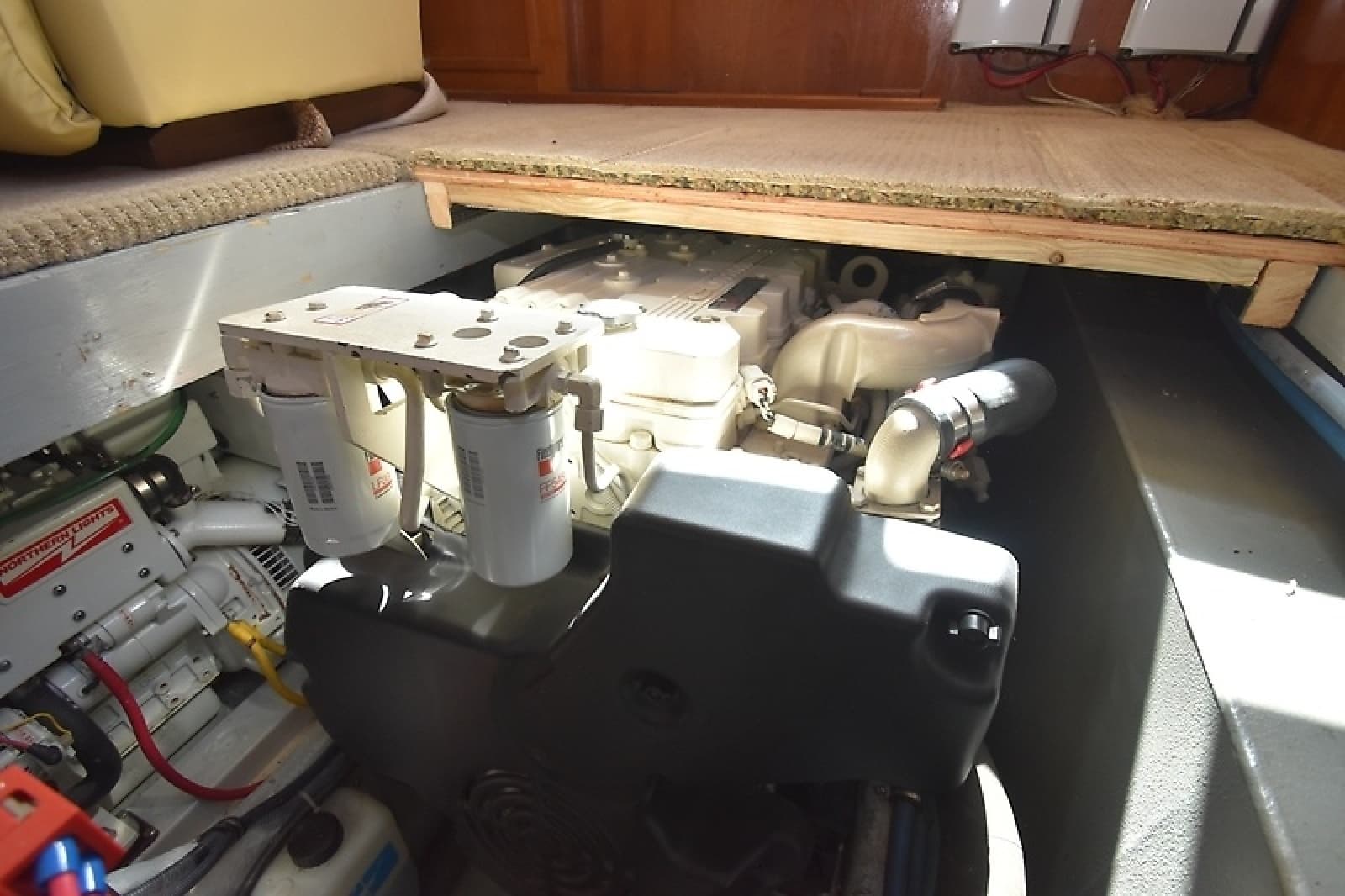 1989 Pacemaker 36 Flybridge - Photo 41