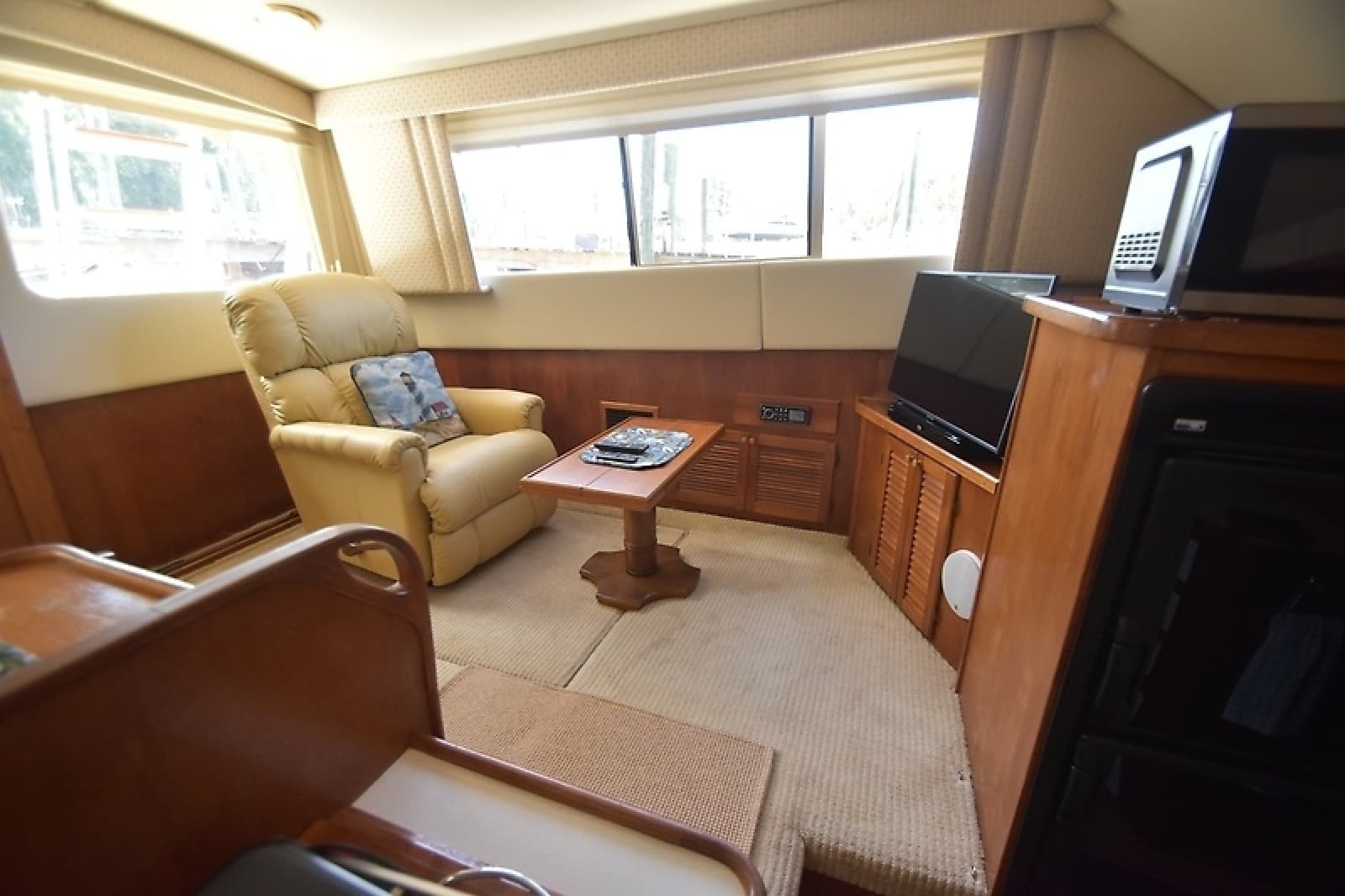1989 Pacemaker 36 Flybridge - Photo 57