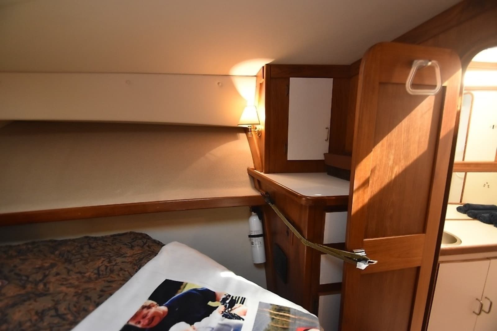 1989 Pacemaker 36 Flybridge - Photo 24