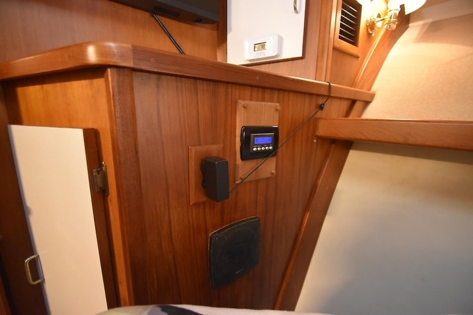 1989 Pacemaker 36 Flybridge - Photo 23