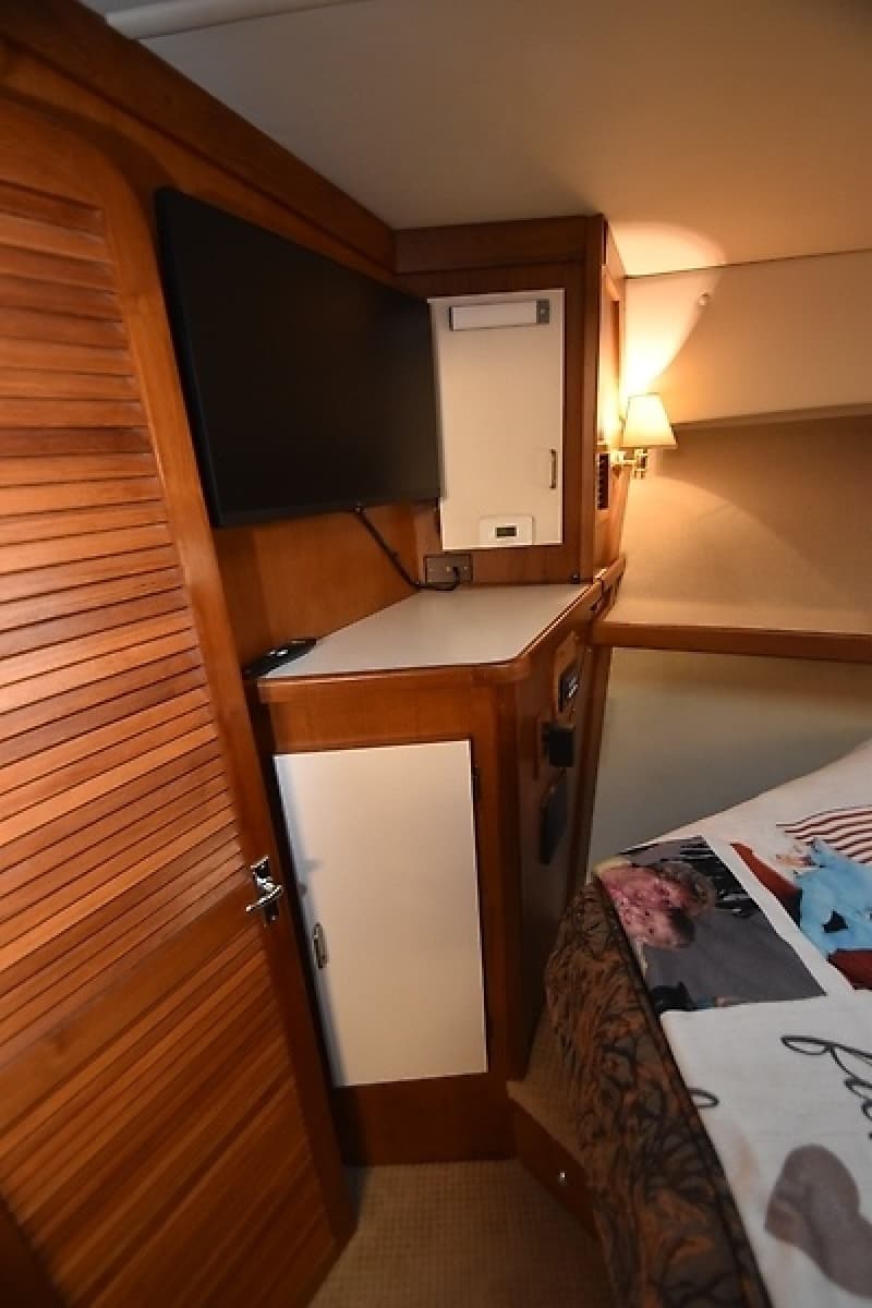 1989 Pacemaker 36 Flybridge - Photo 21