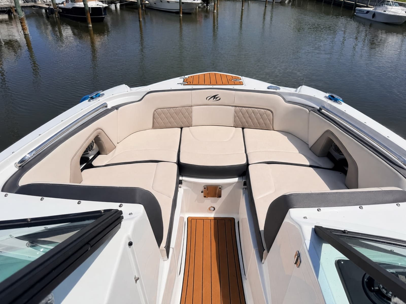 2021 Monterey M-45 - Photo 25