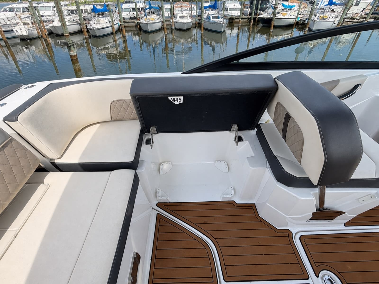2021 Monterey M-45 - Photo 37