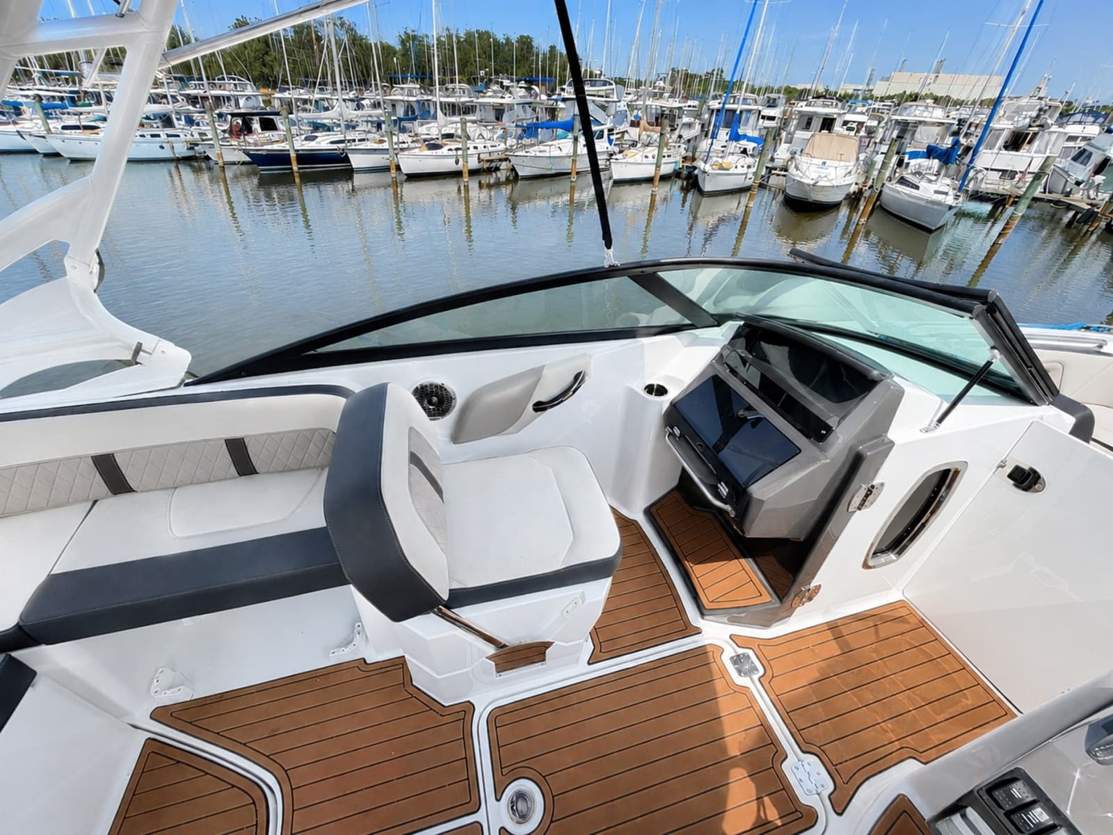 2021 Monterey M-45 - Photo 18