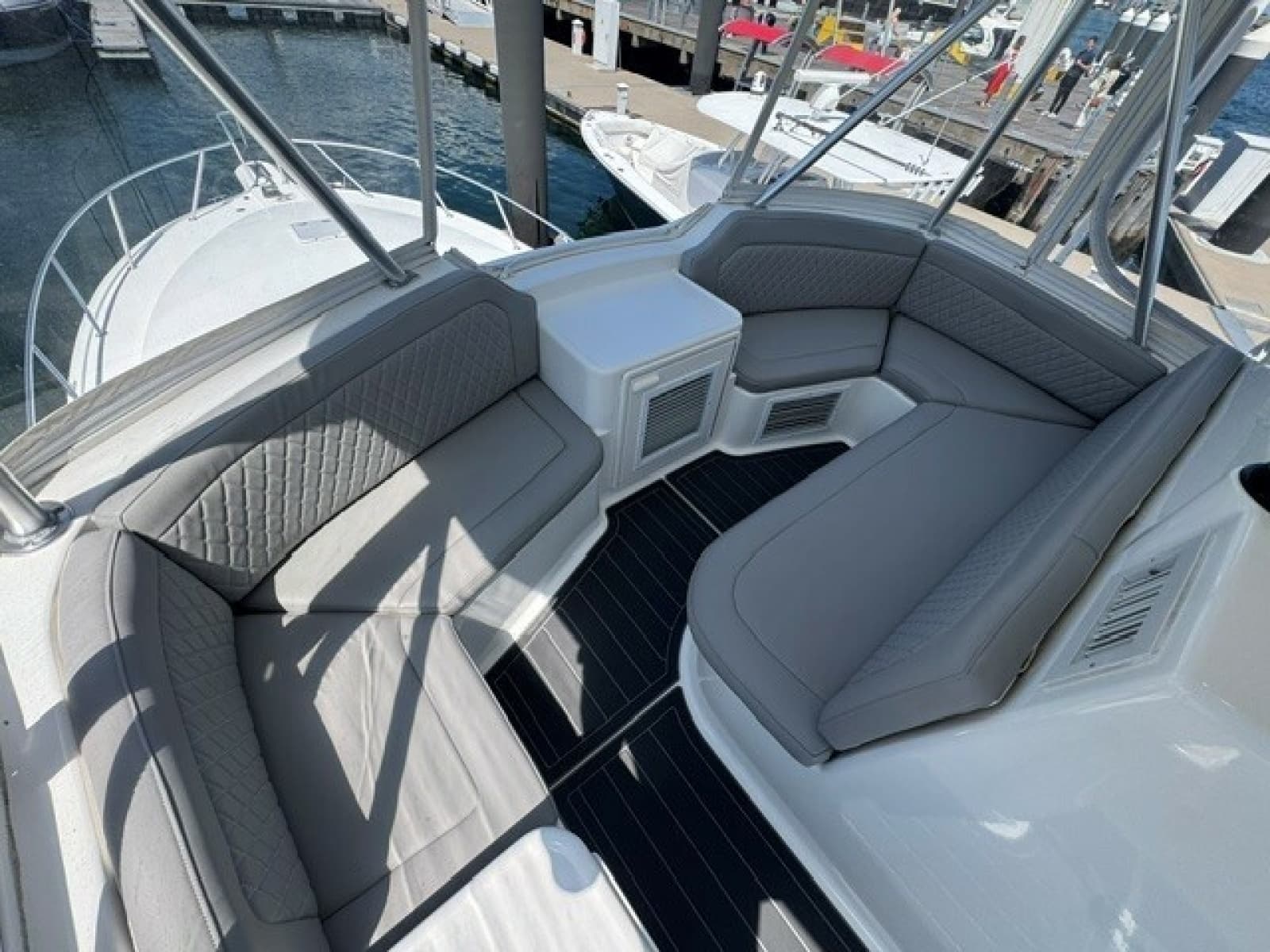 2007 Ocean Yachts 42SS - Photo 31
