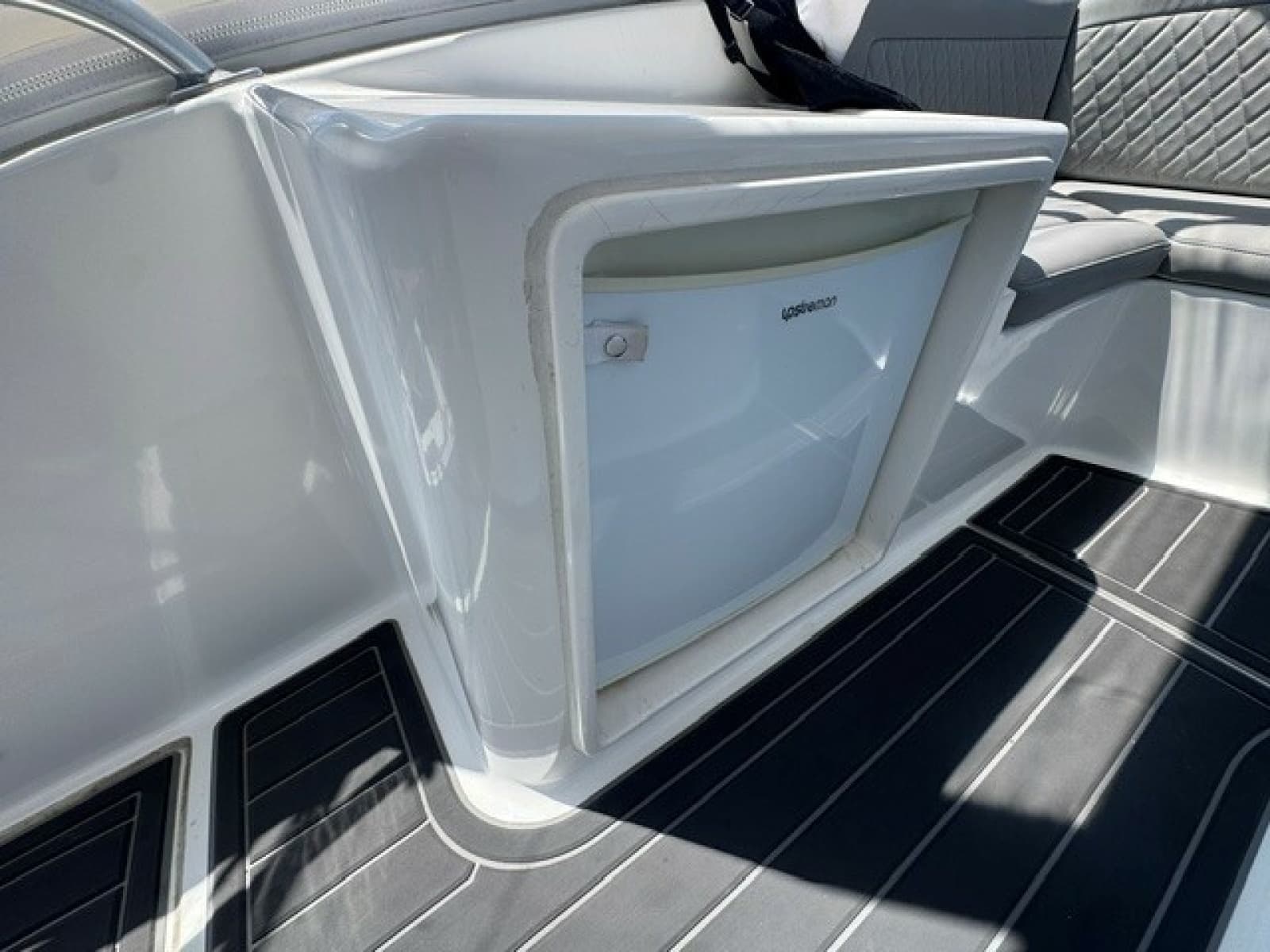 2007 Ocean Yachts 42SS - Photo 30
