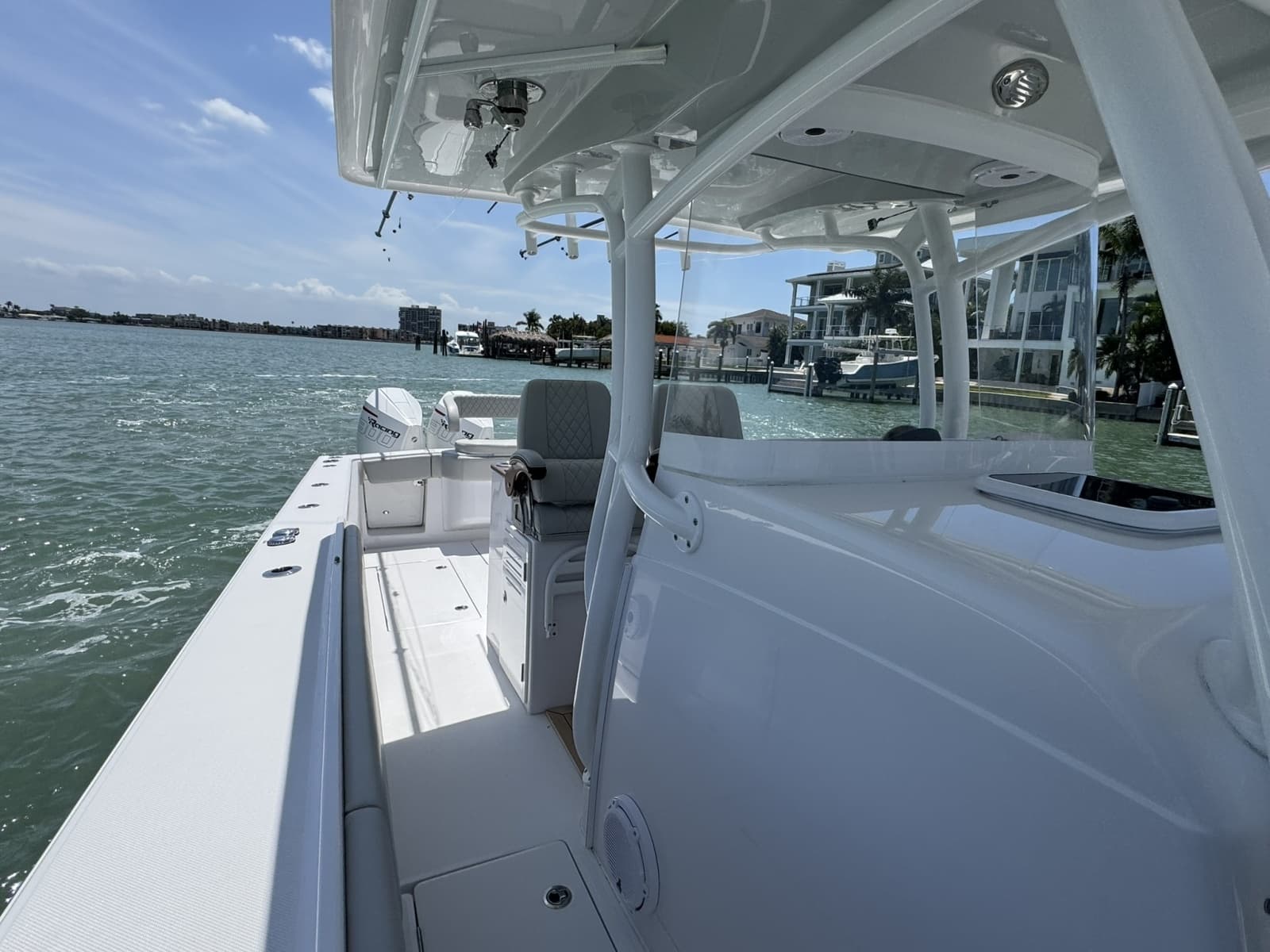 2024 Jupiter 38 HFS - Photo 16