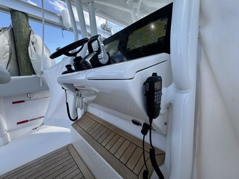 2024 Jupiter 38 HFS - Photo 48
