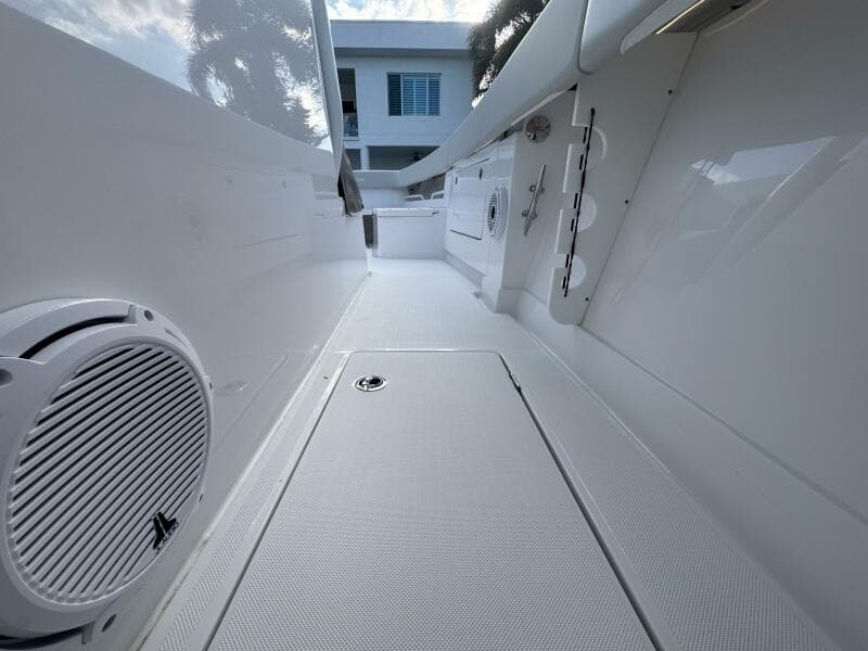 2024 Jupiter 38 HFS - Photo 60