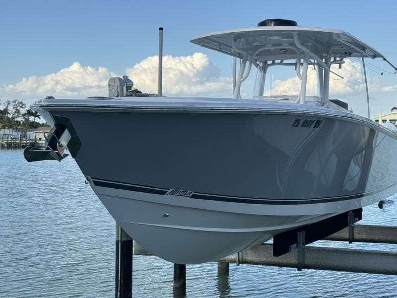 2024 Jupiter 38 HFS - Photo 23