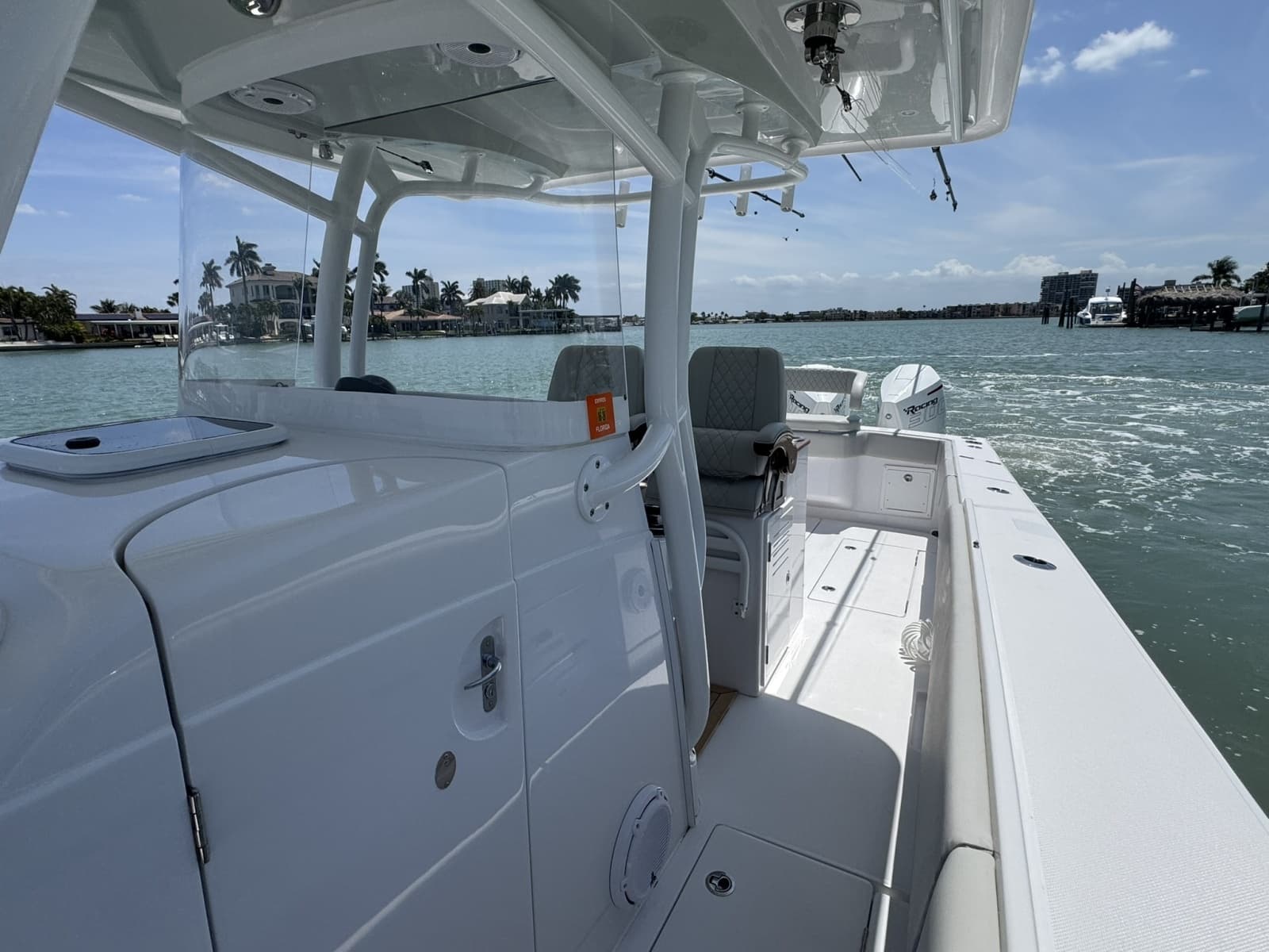 2024 Jupiter 38 HFS - Photo 17