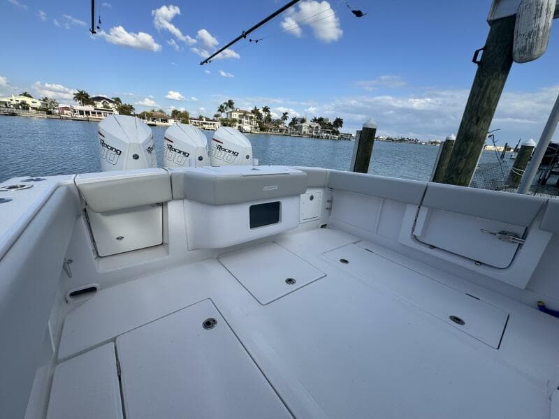 2024 Jupiter 38 HFS - Photo 32