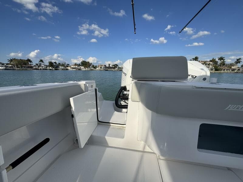 2024 Jupiter 38 HFS - Photo 34
