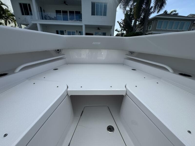2024 Jupiter 38 HFS - Photo 70