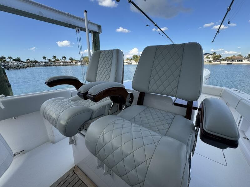 2024 Jupiter 38 HFS - Photo 43
