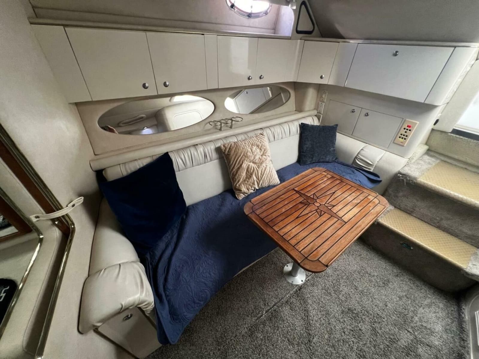 1997 Sea Ray 330 Express - Photo 26