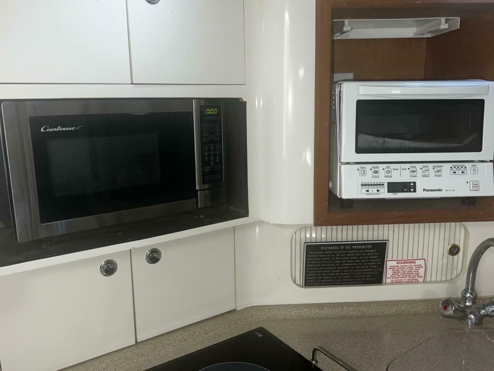 1997 Sea Ray 330 Express - Photo 31