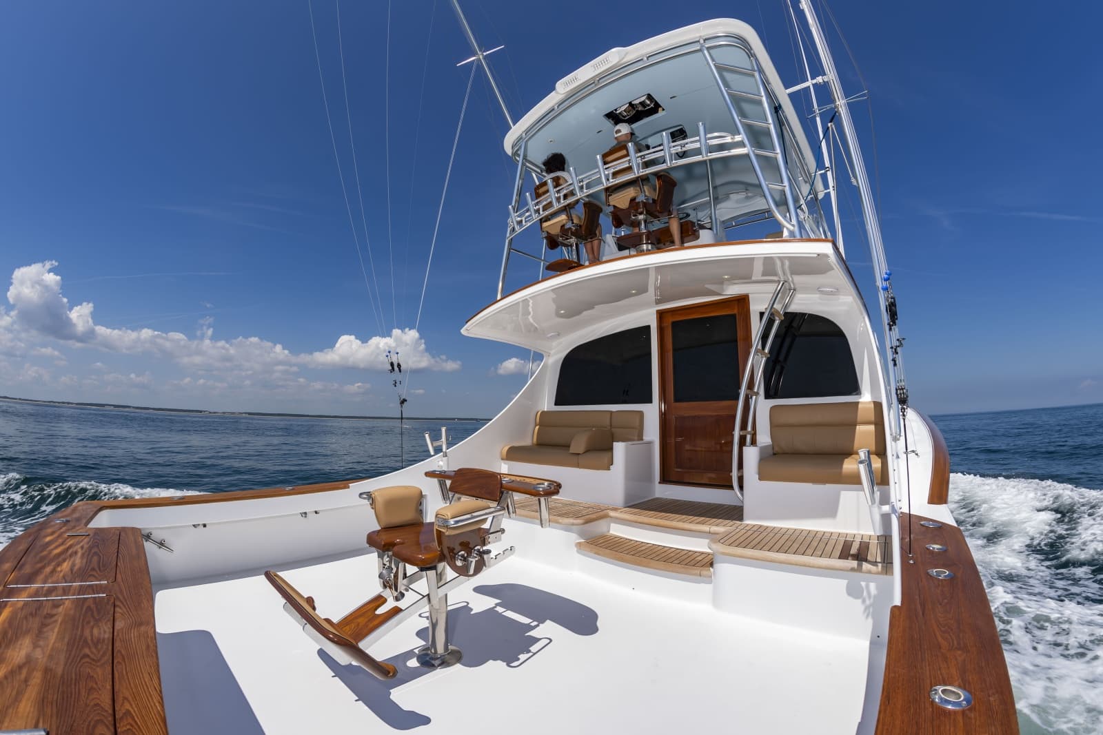 2004 Custom Carolina 61 Sportfisherman - Photo 15