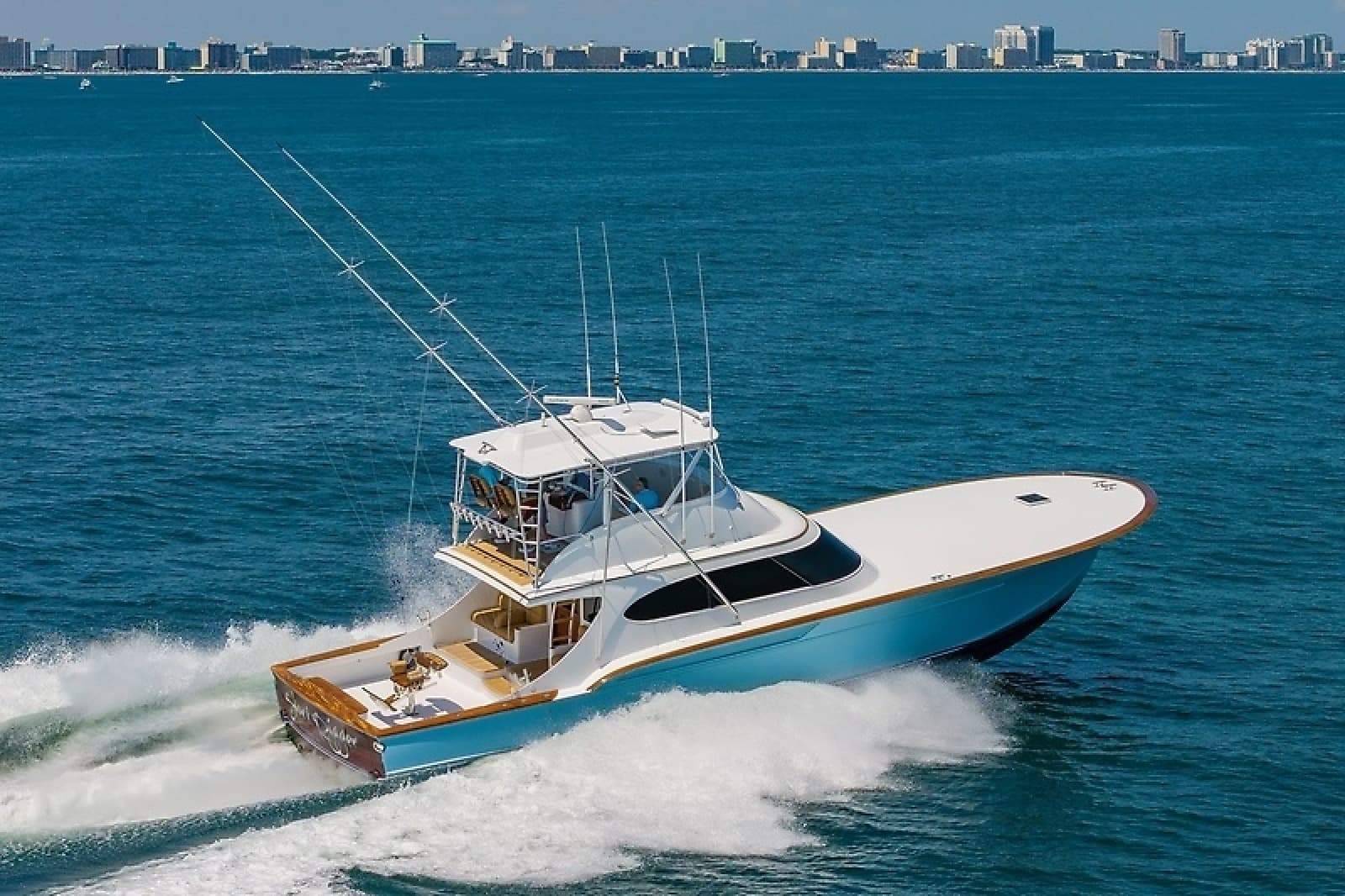 2004 Custom Carolina 61 Sportfisherman - Photo 2