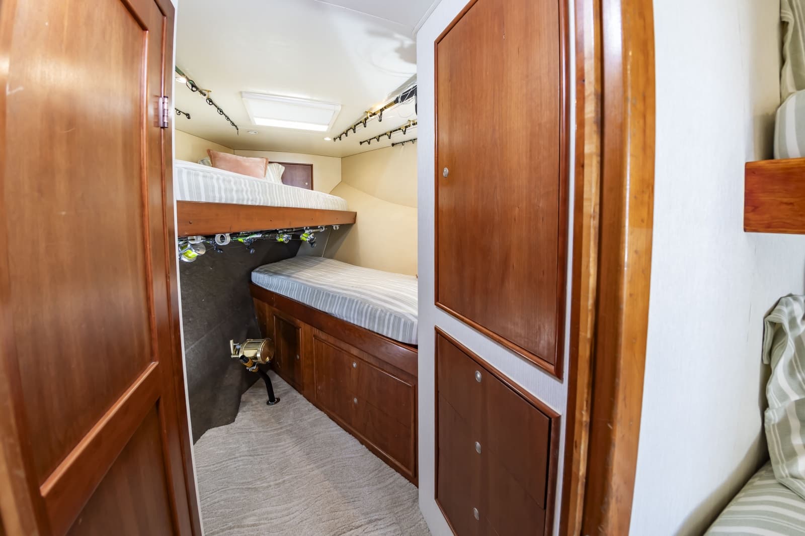 2004 Custom Carolina 61 Sportfisherman - Photo 49