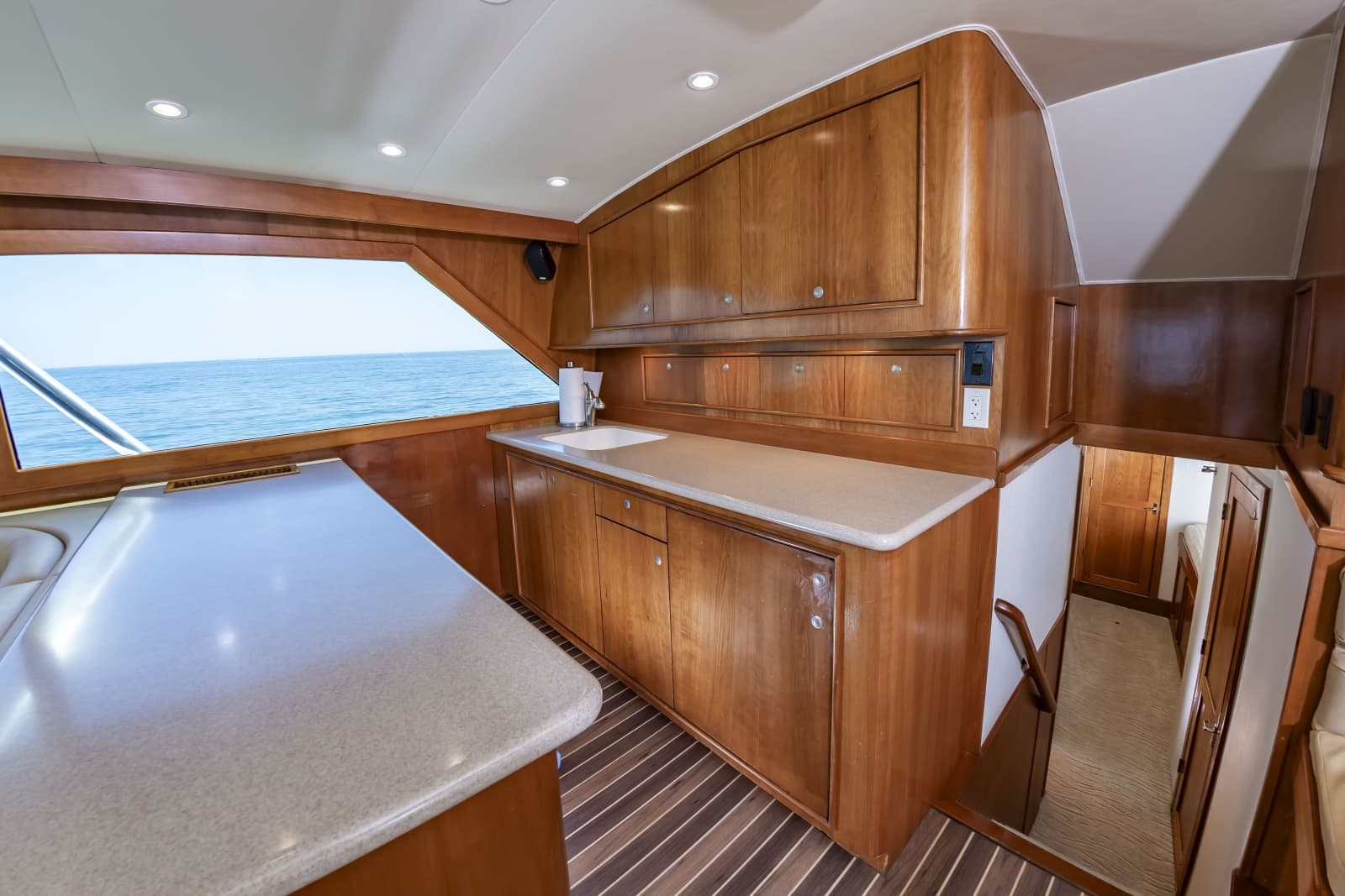 2004 Custom Carolina 61 Sportfisherman - Photo 35