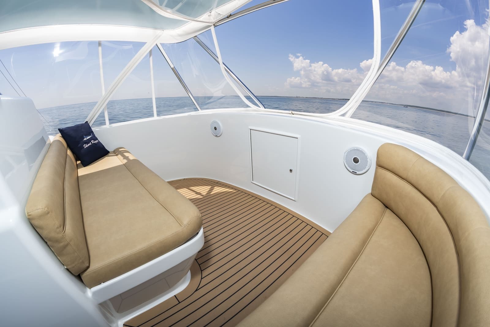 2004 Custom Carolina 61 Sportfisherman - Photo 26