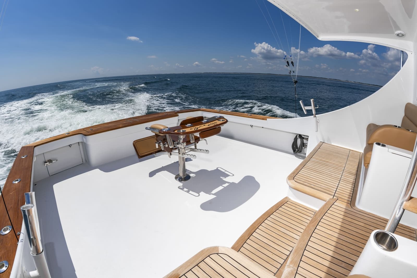 2004 Custom Carolina 61 Sportfisherman - Photo 11