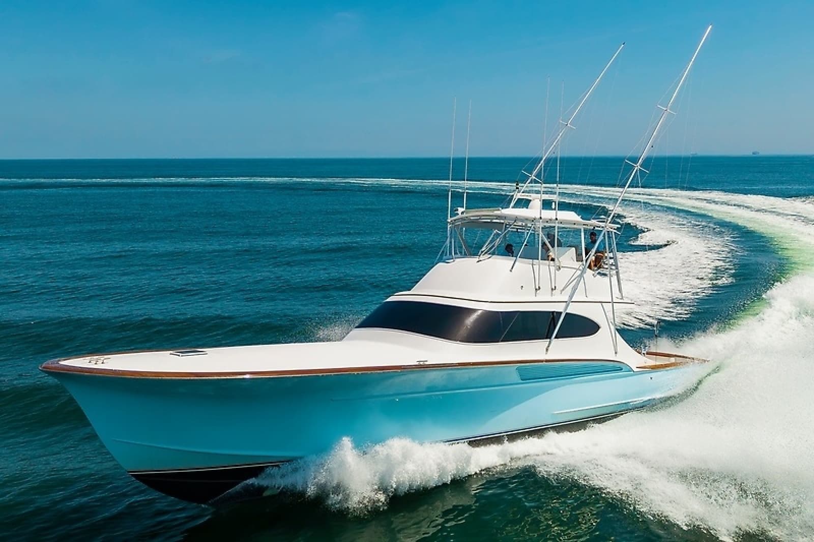 2004 Custom Carolina 61 Sportfisherman - Photo 3