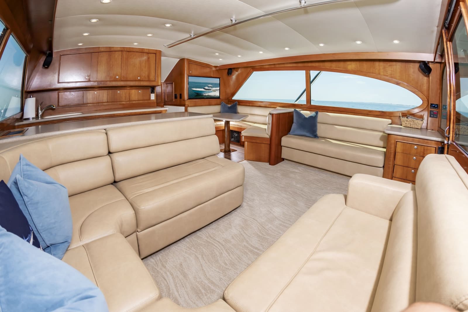2004 Custom Carolina 61 Sportfisherman - Photo 30