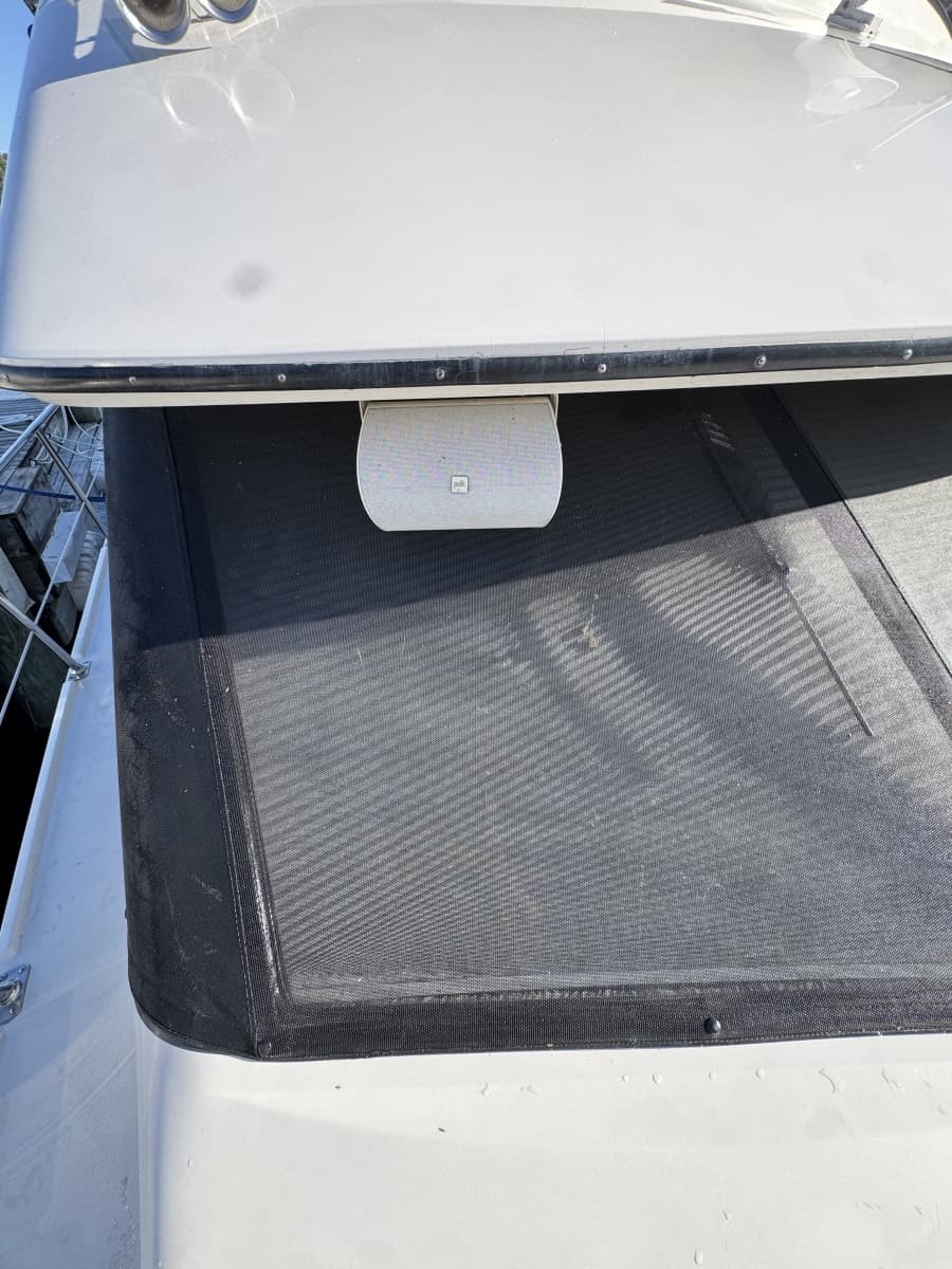 1991 Carver 3608 Aft Cabin Motor Yacht - Photo 19